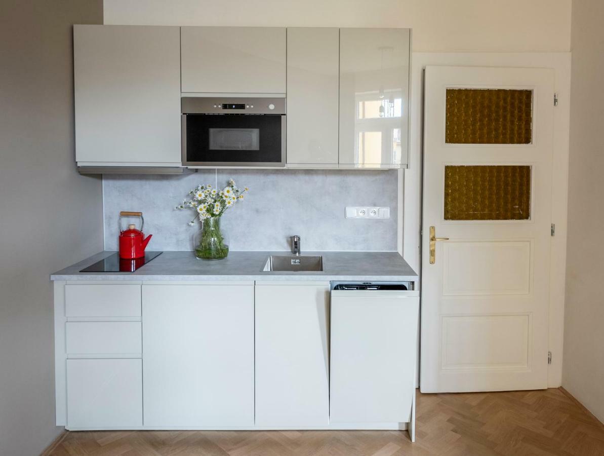Letna Garden Suites Praga Exterior foto